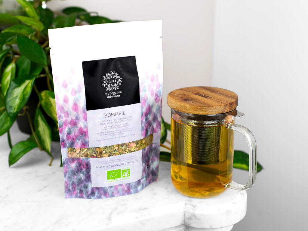 Infusion sommeil bio en vrac et son mug infuseur